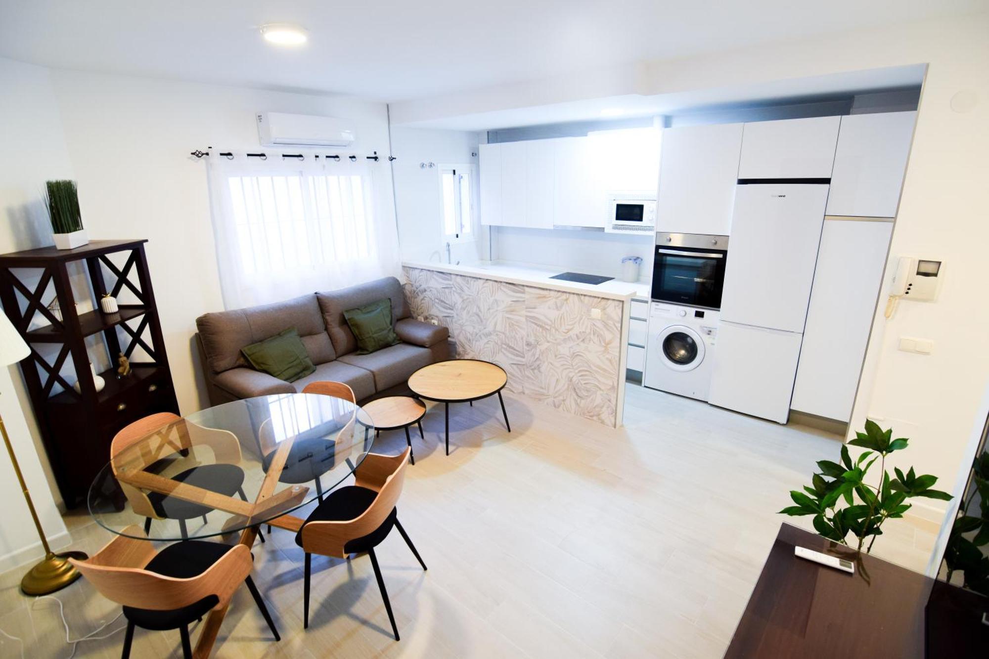 Letmalaga Cobblestone St. Apartment Екстериор снимка